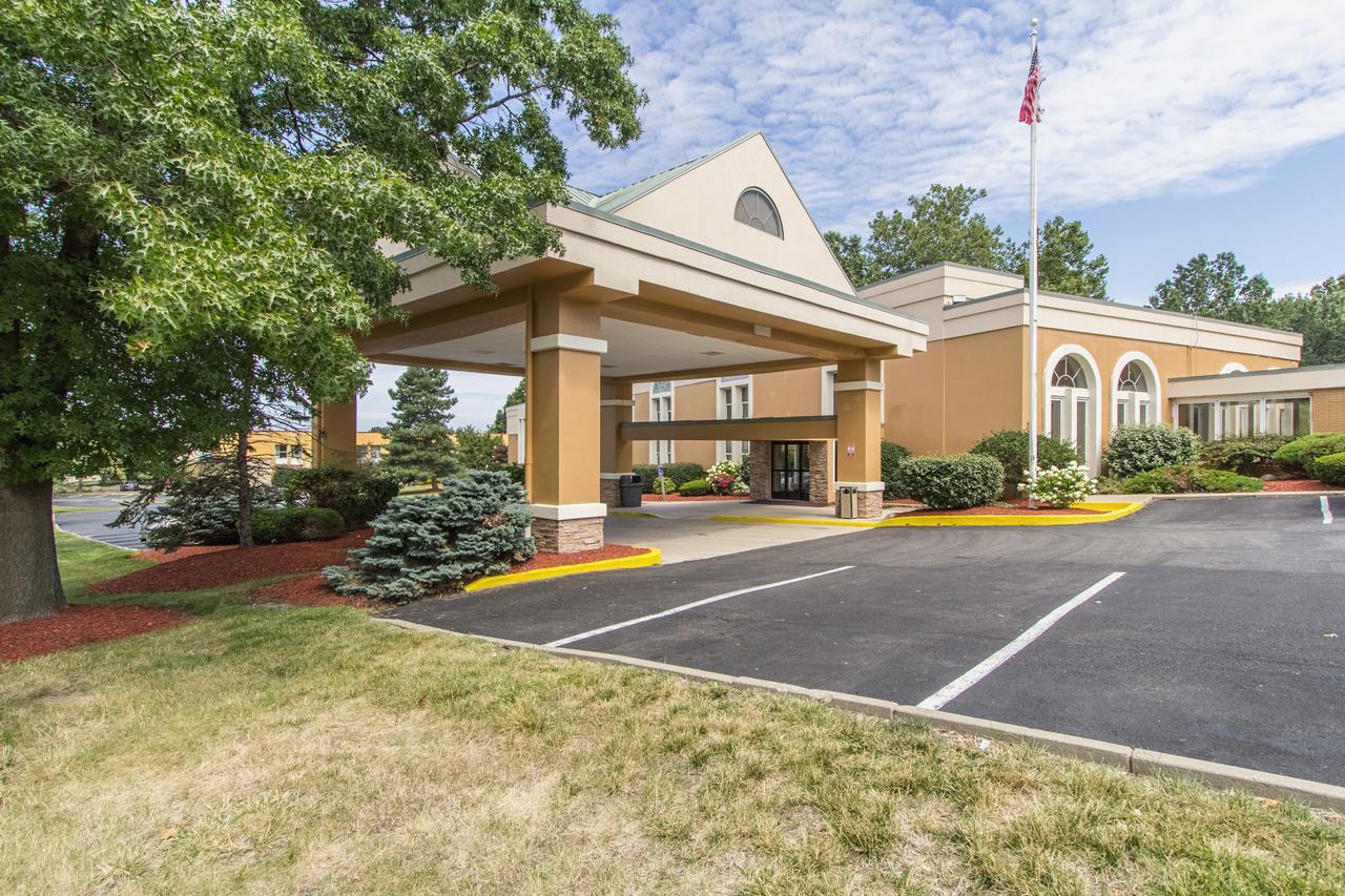 Greenridge Hotel Wickliffe Exterior photo